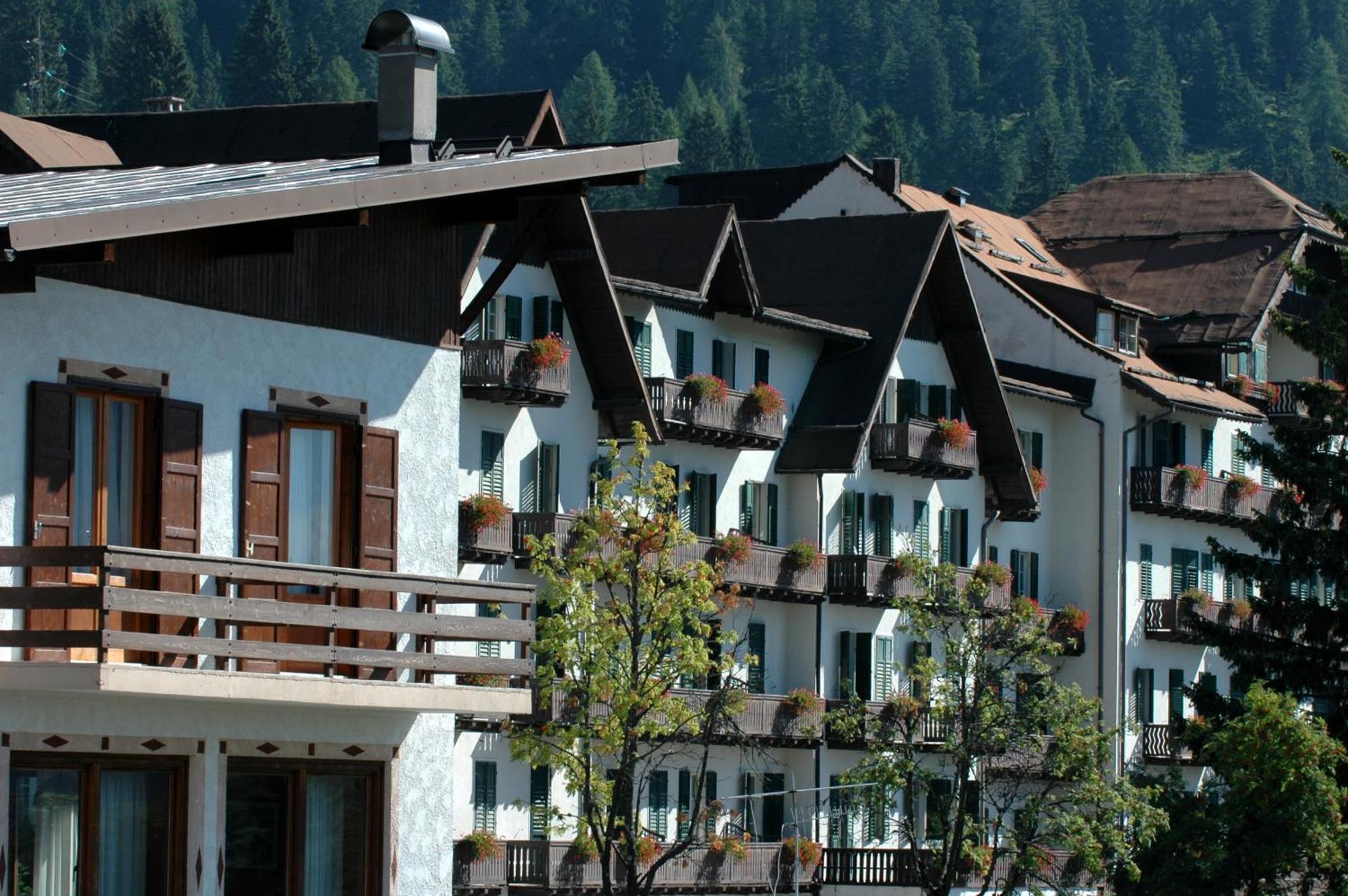 Th San Martino - Majestic Dolomiti Hotel Sankt Martin am Sismunthbach Exterior foto
